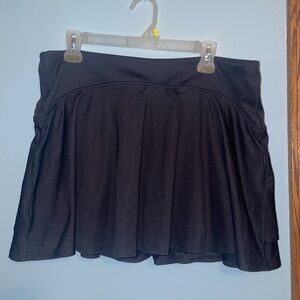 Size XL Old Navy - Black Hi-Rise Athletic Skirt With Built in Shorts and Pocket